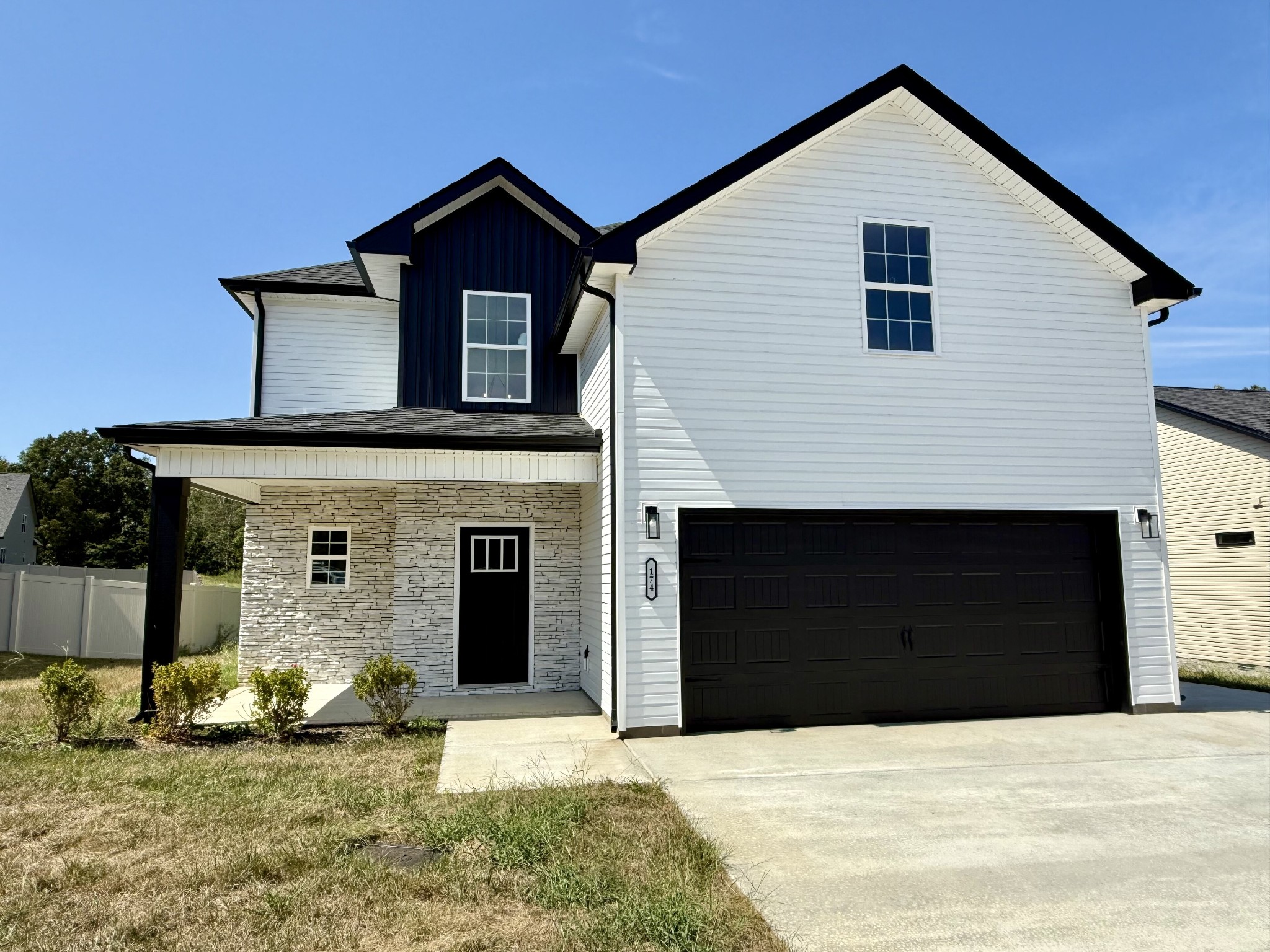 174 Dewberry Ct