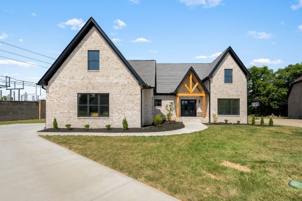 2338 Thad Ct