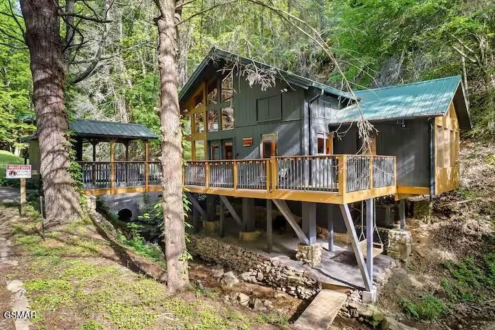 2645 Black Walnut Flats Road