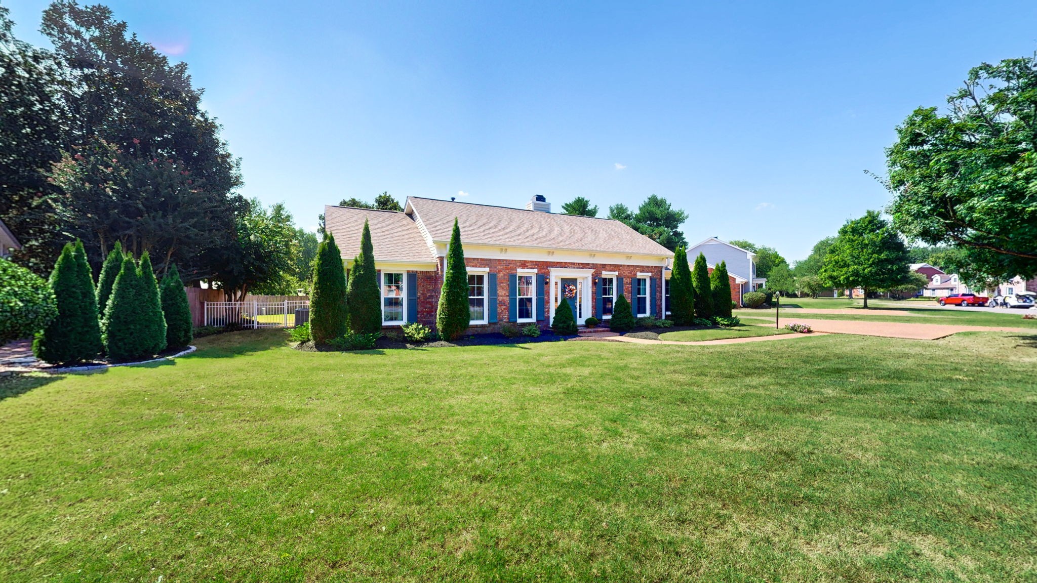 1305 Kinnard Dr