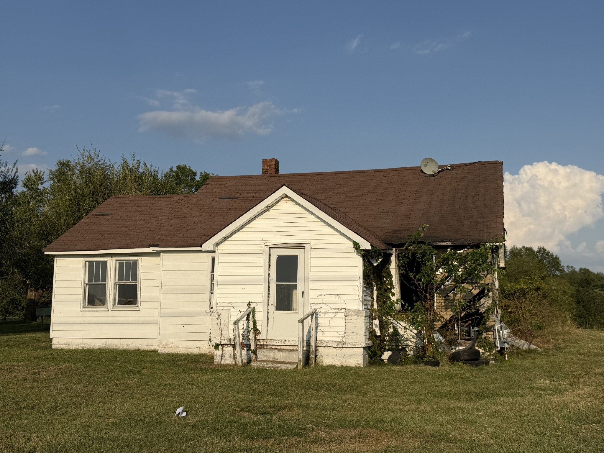 311 Old Highway 109