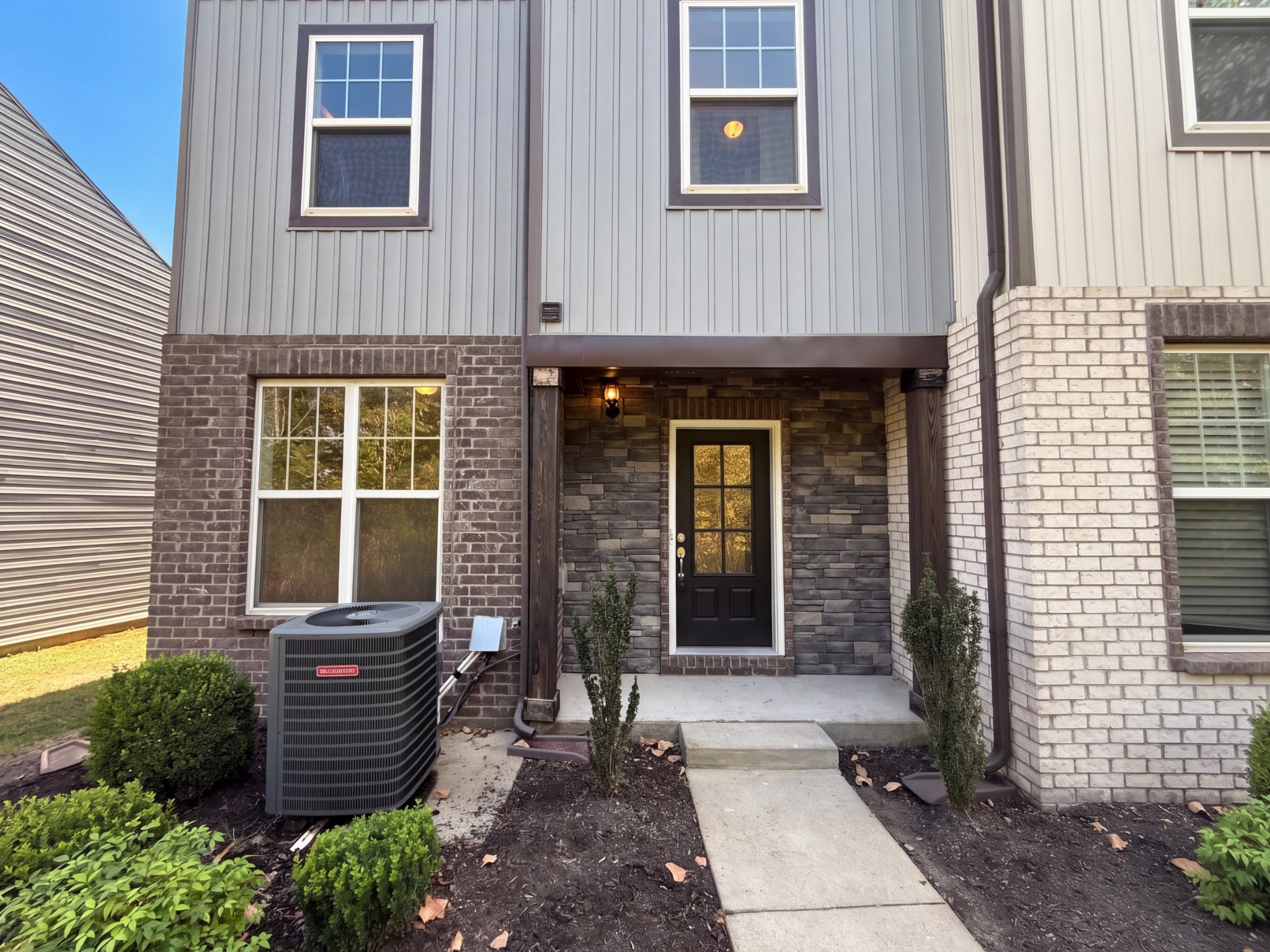139 Ramsden Ave