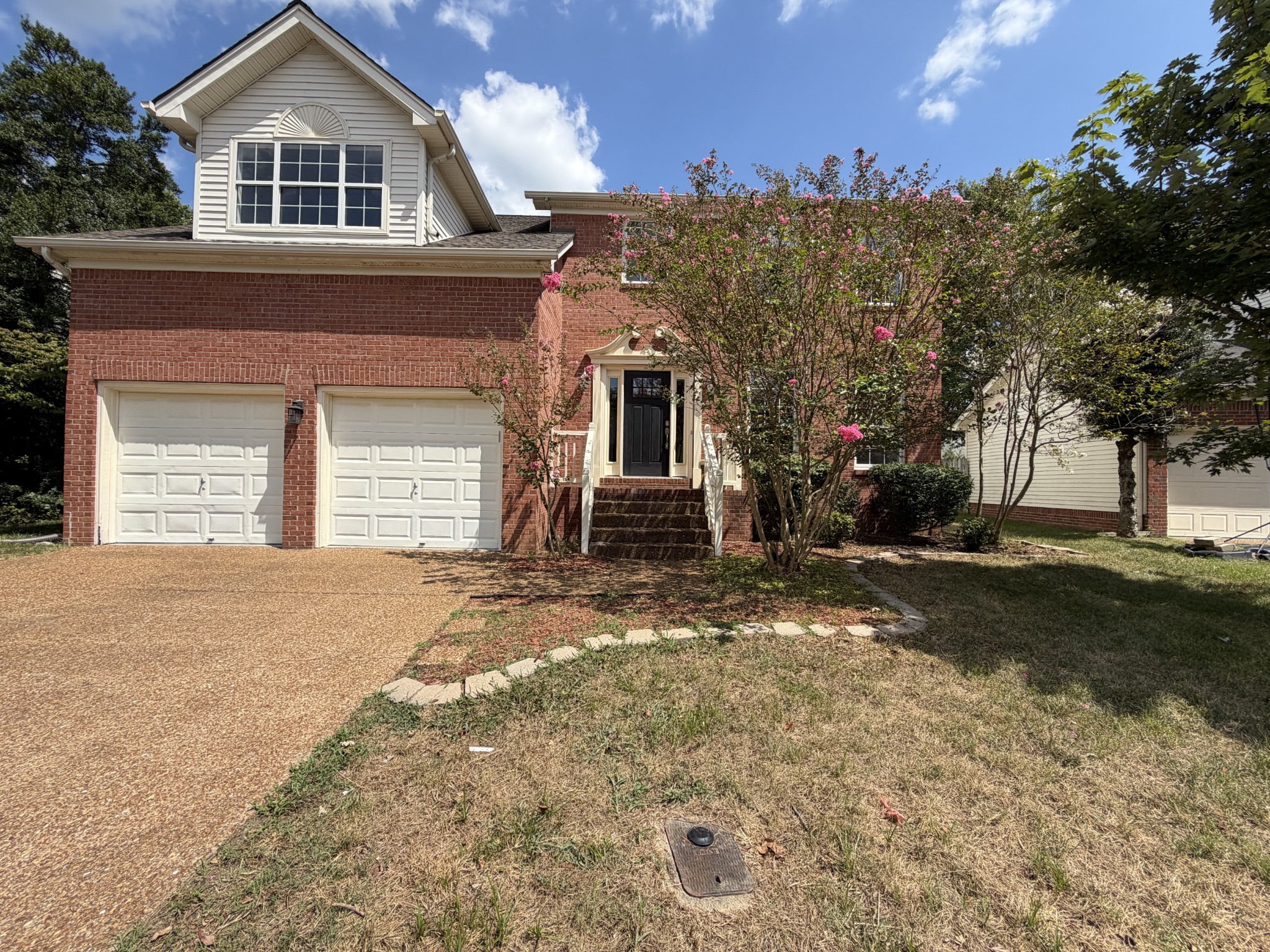 2036 Glastonbury Dr