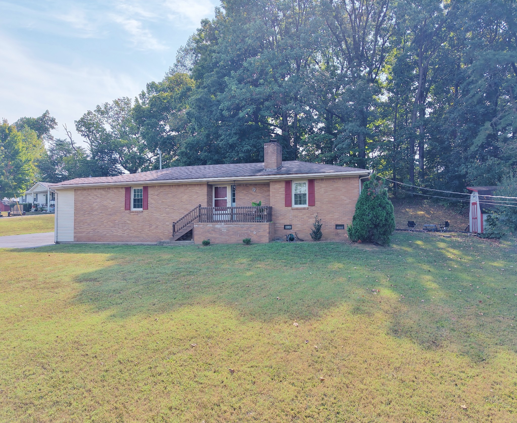 1033 Sanderson Dr