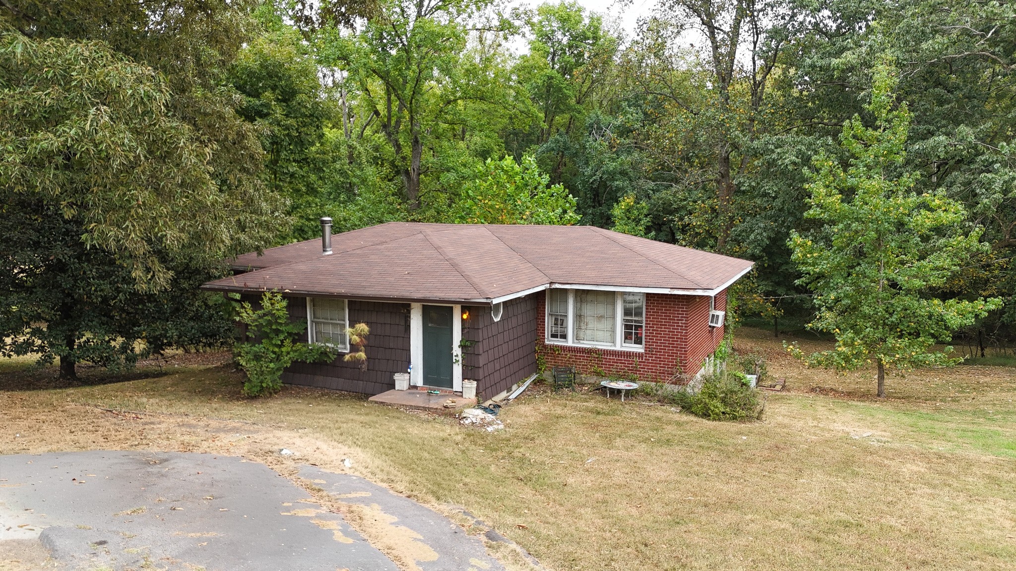 2508 Eastland Ave