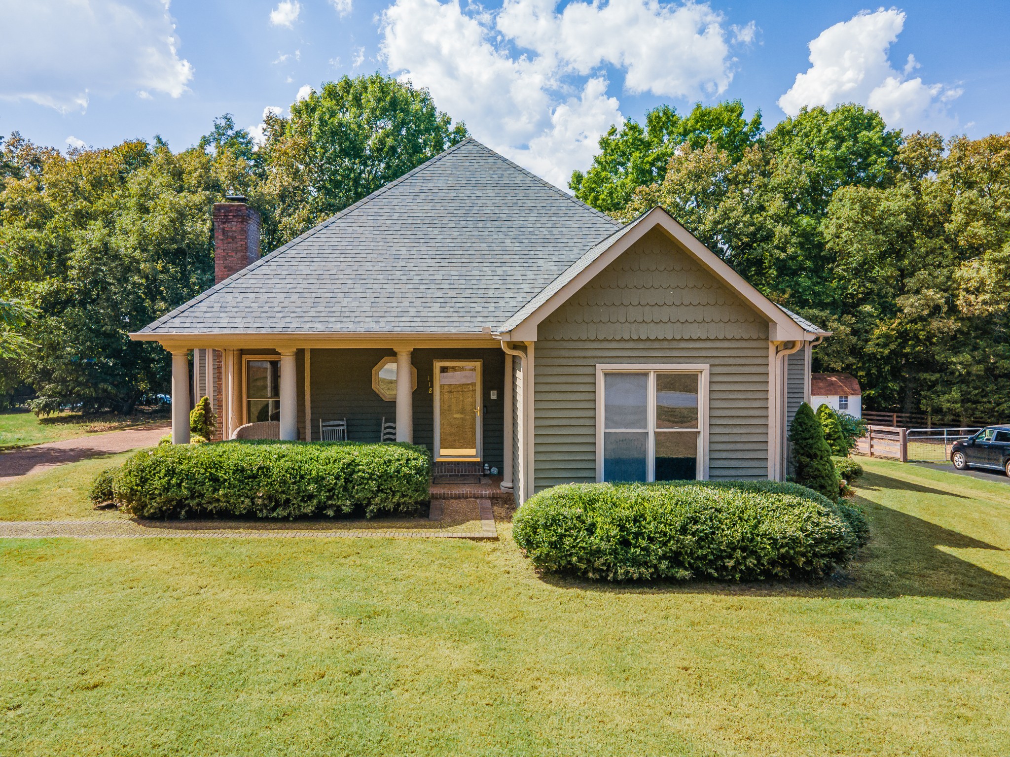 118 Deerfield Dr