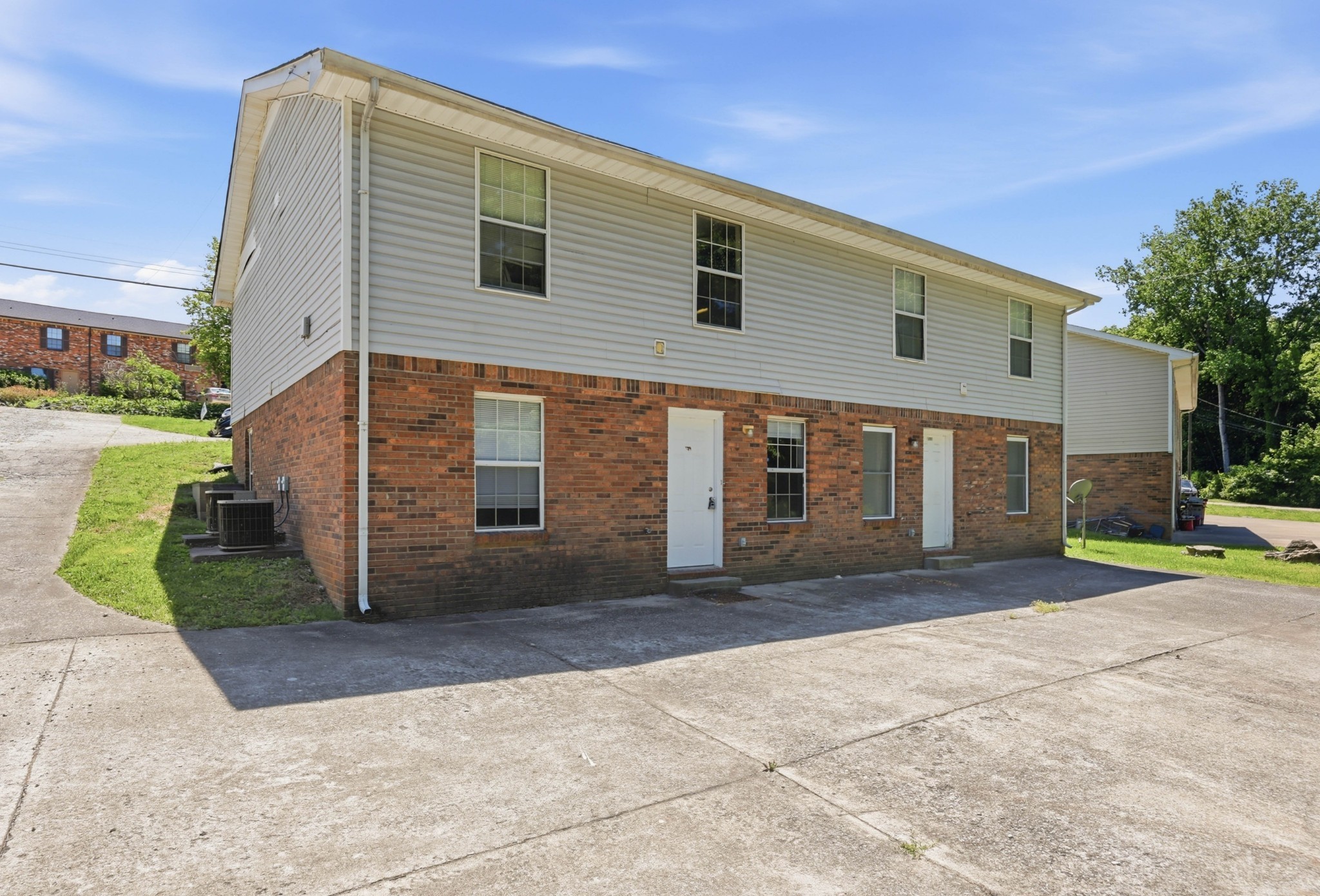 705 Peachers Dr
