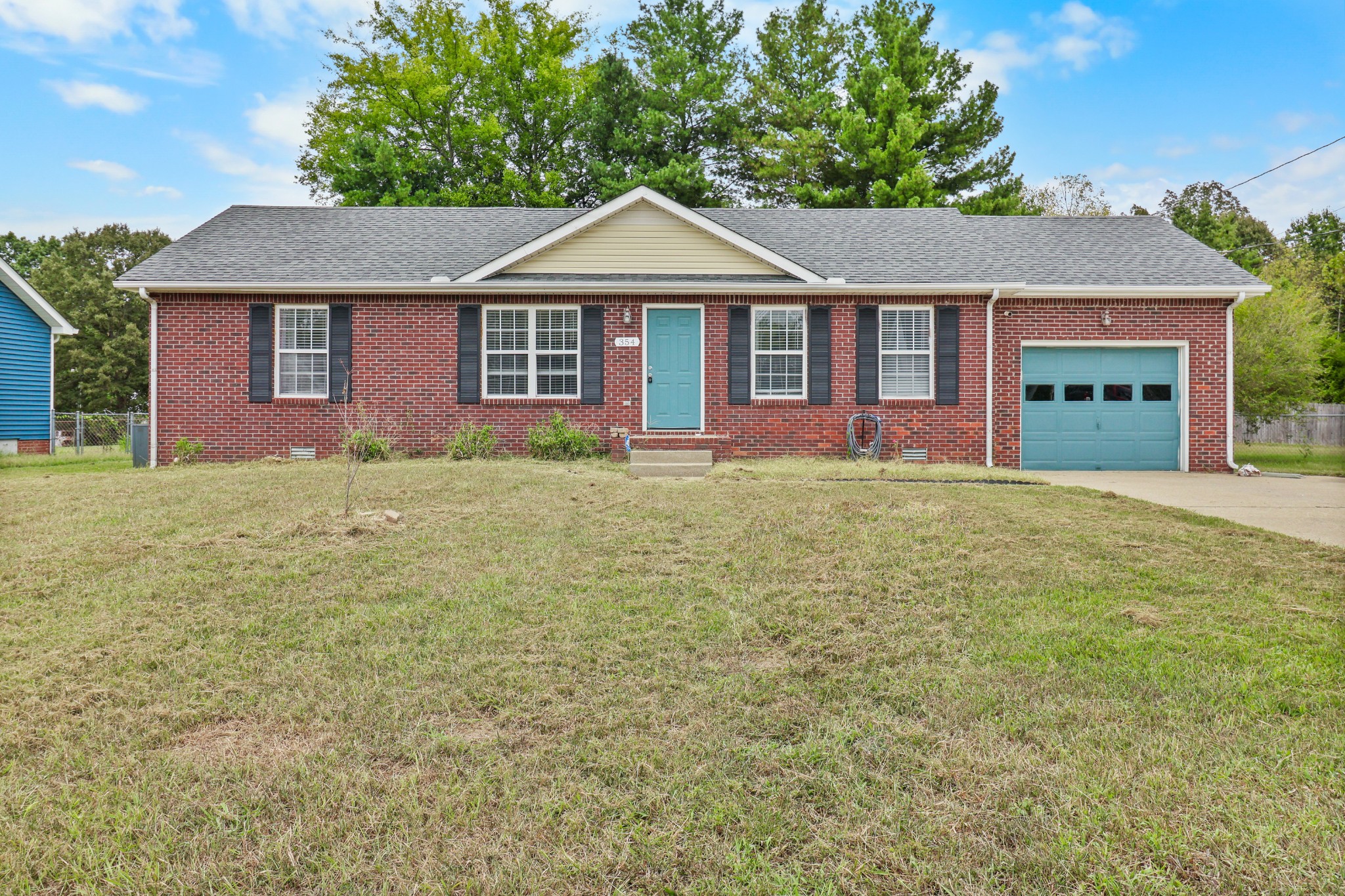 354 Broadmore Dr