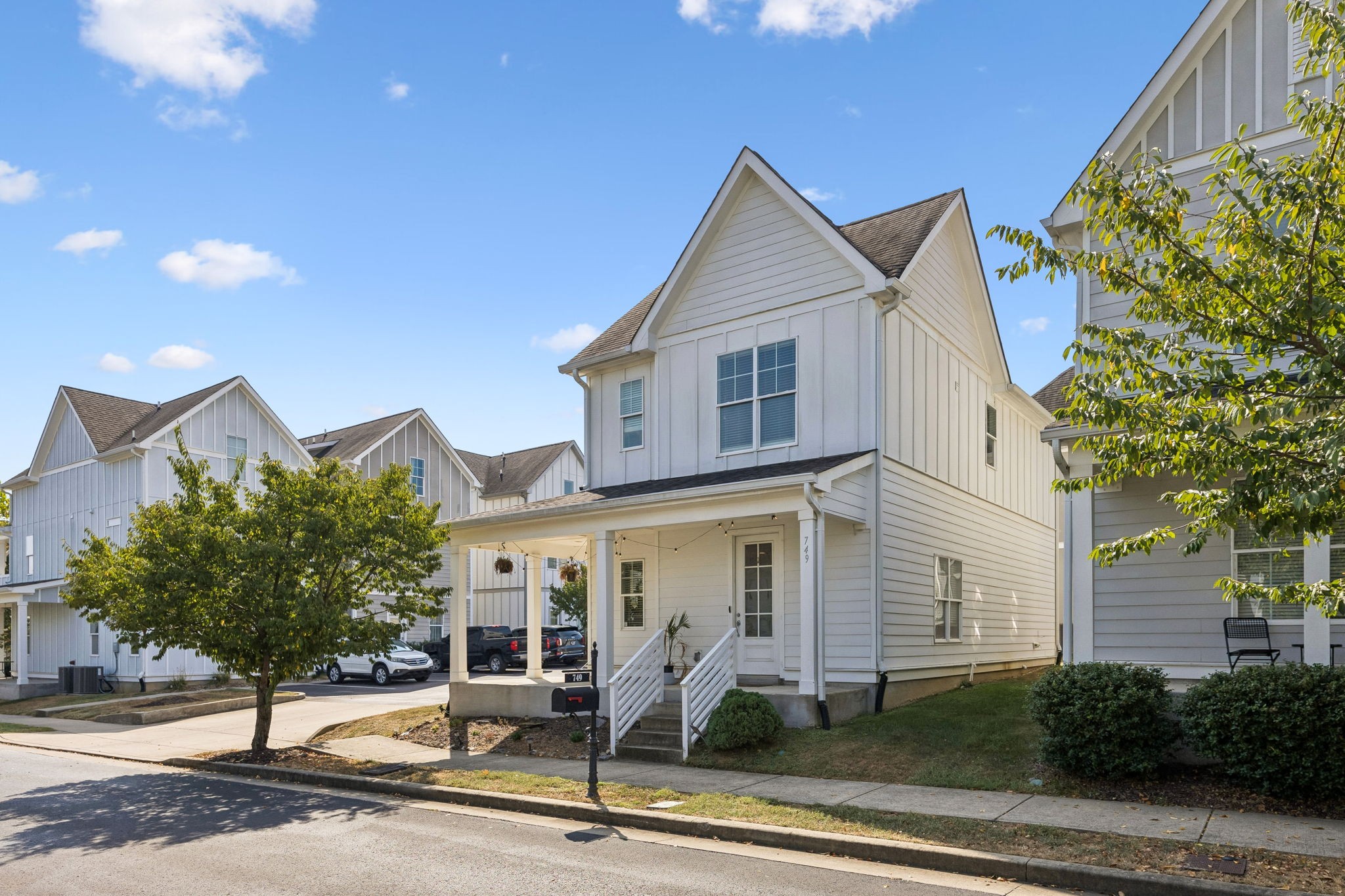 749 Cottage Park Dr