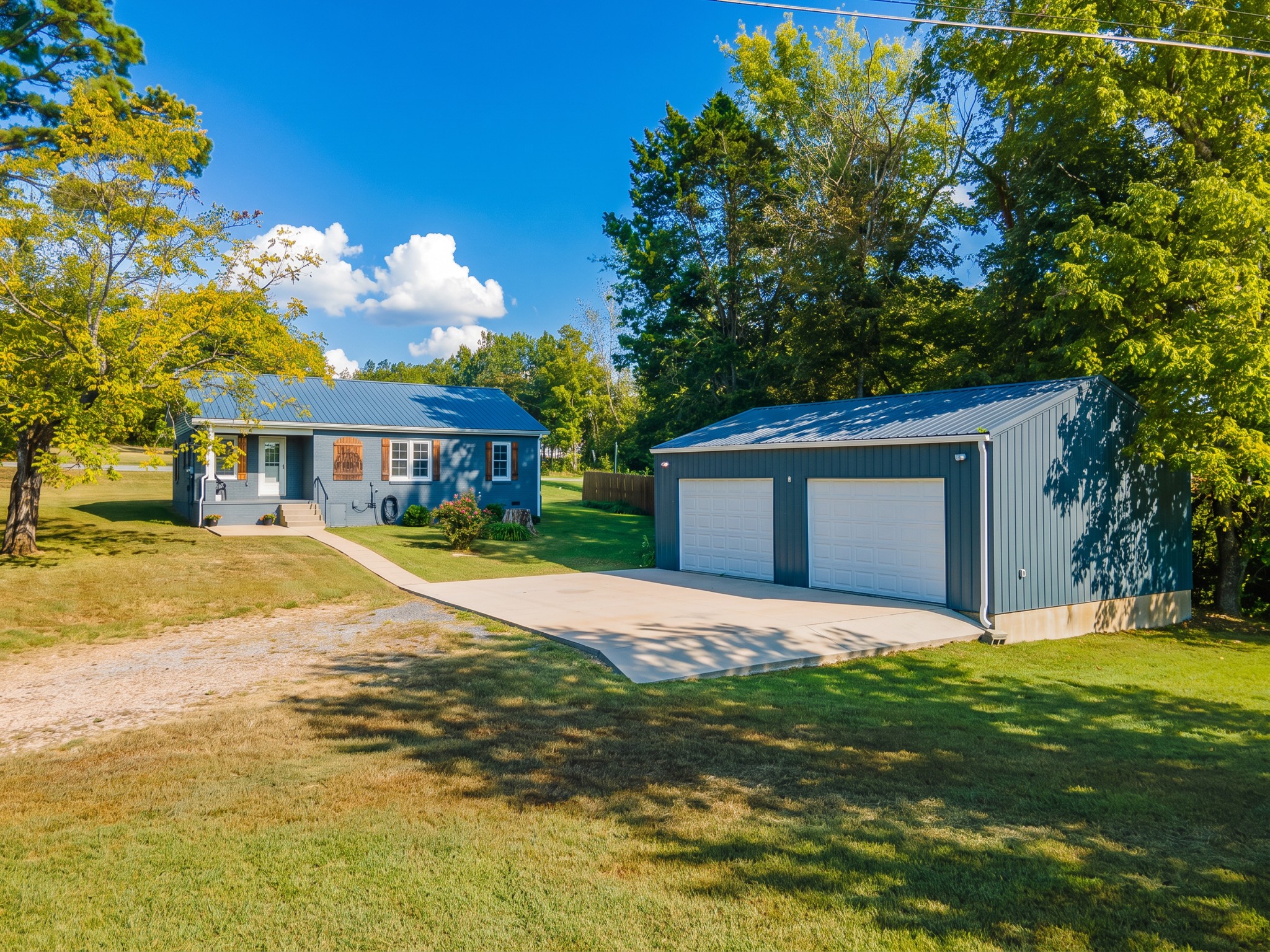 3287 Highway 48, N