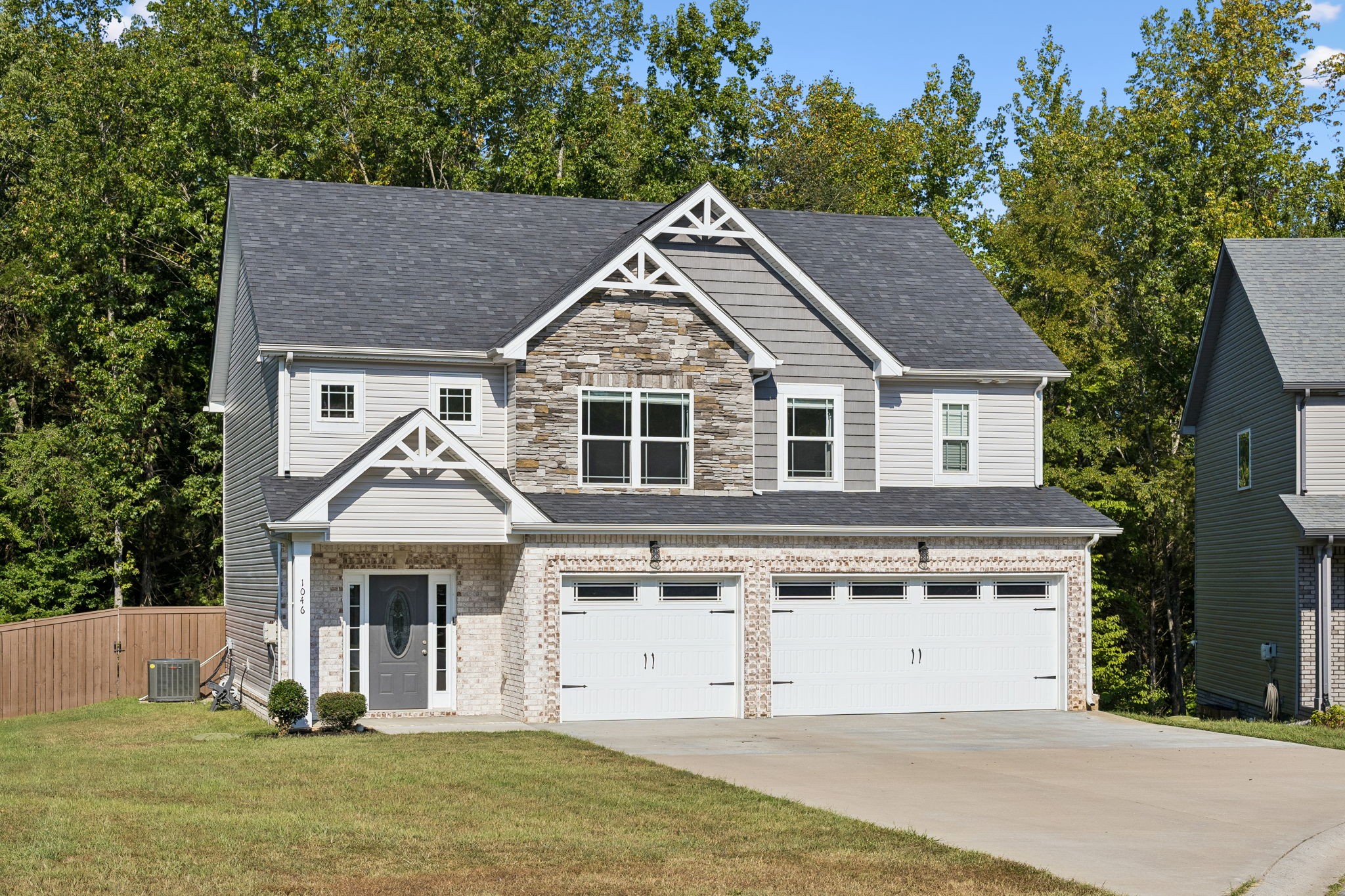 1046 Brightwood Ct