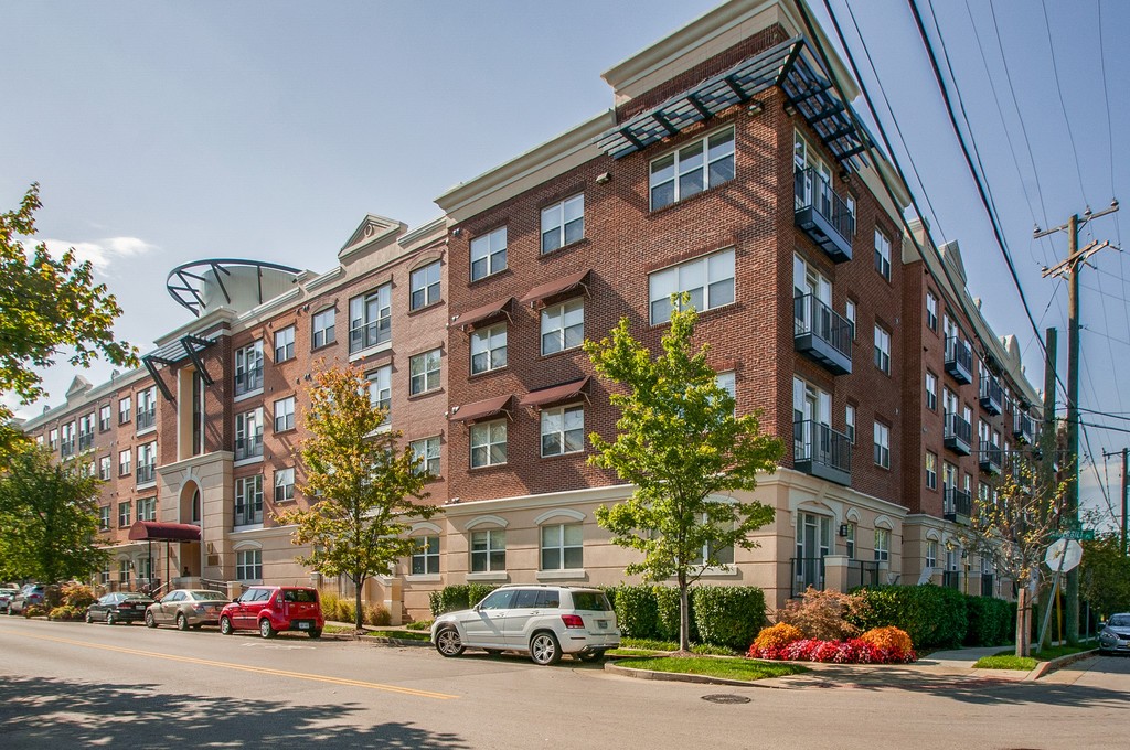 3000 Vanderbilt Pl