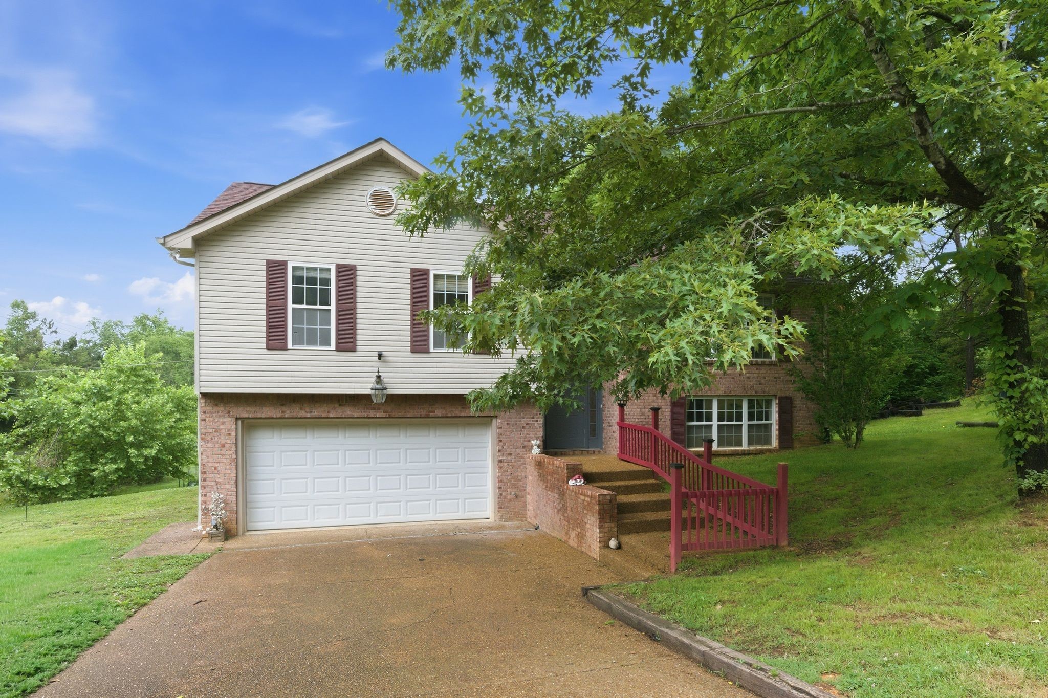 7500 Cherokee Hills Rd