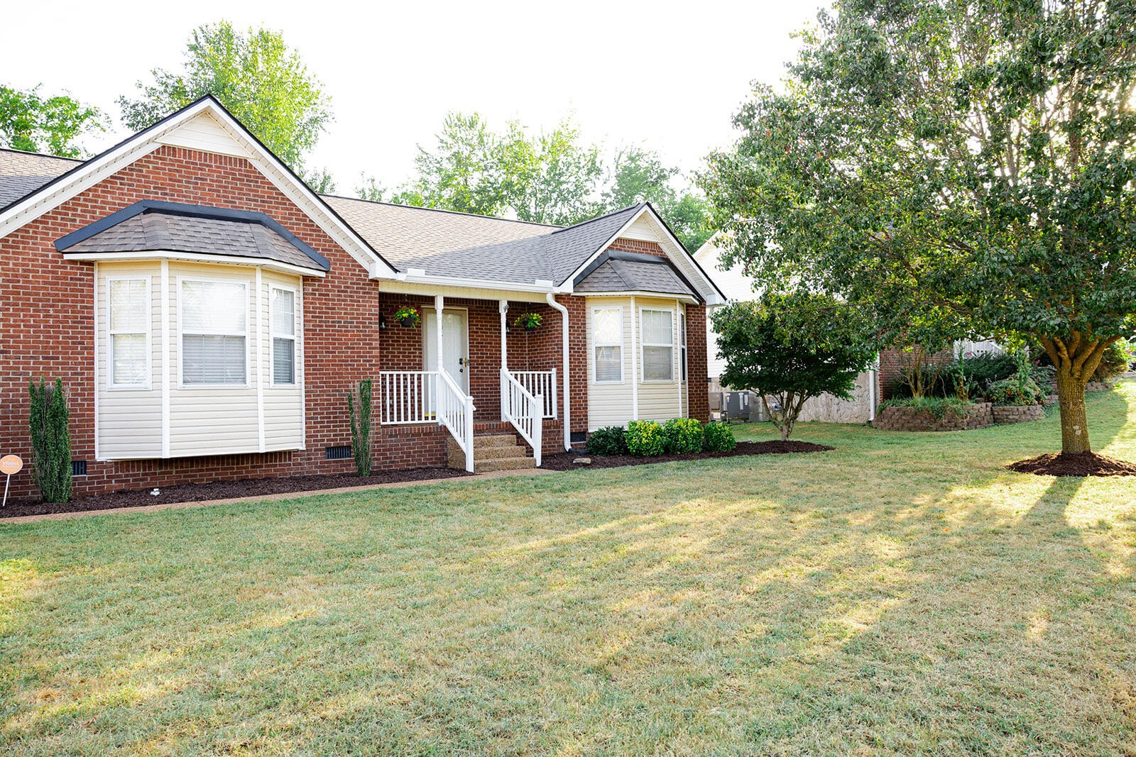 2109 Geneva DR