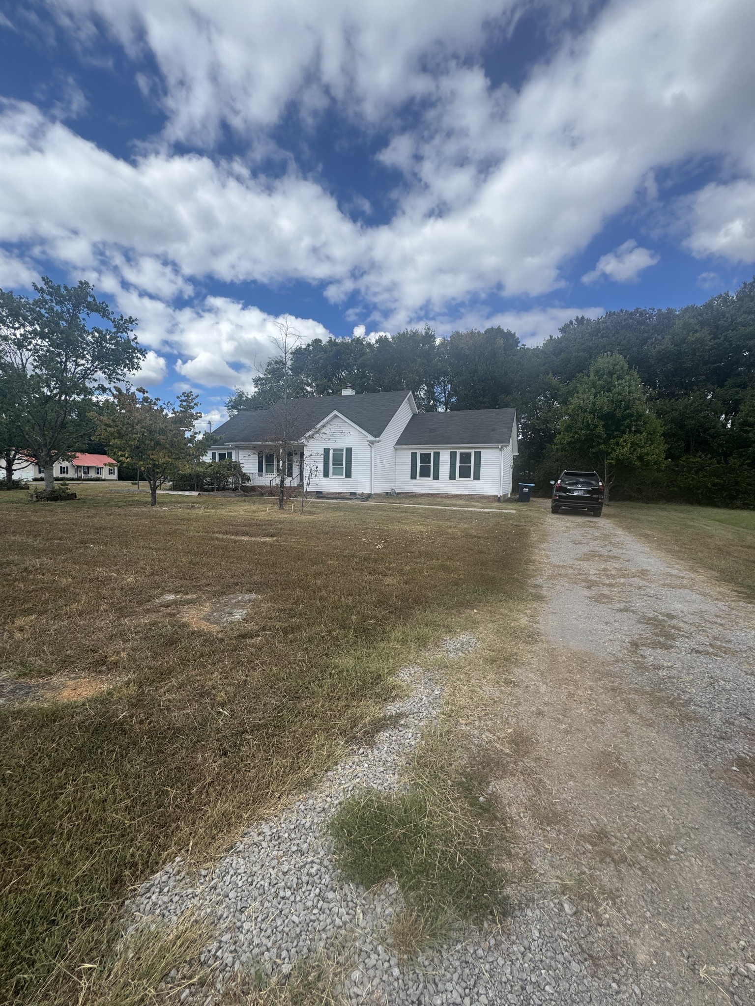 724 Hogan Dr