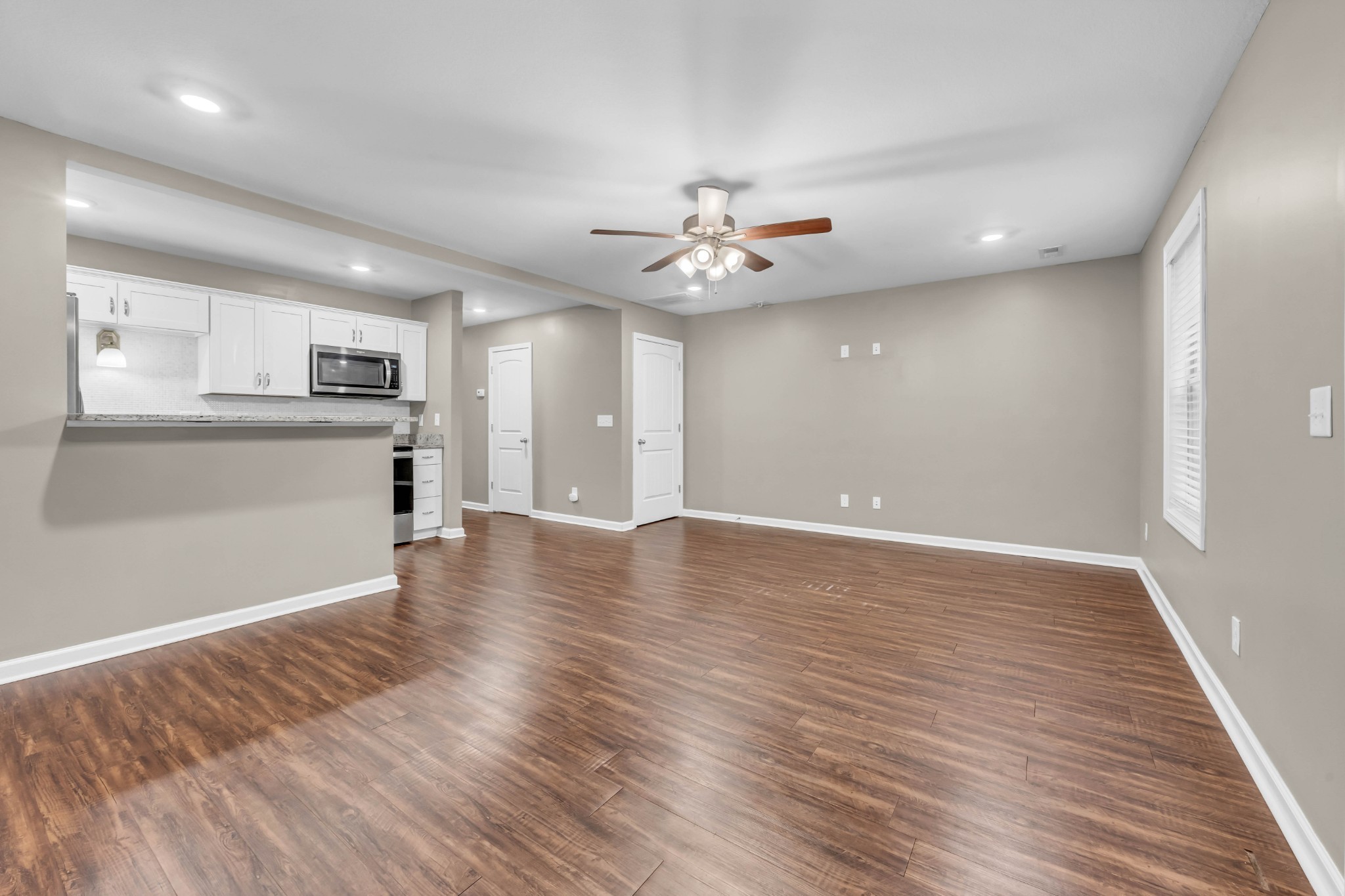 135 Country Ln