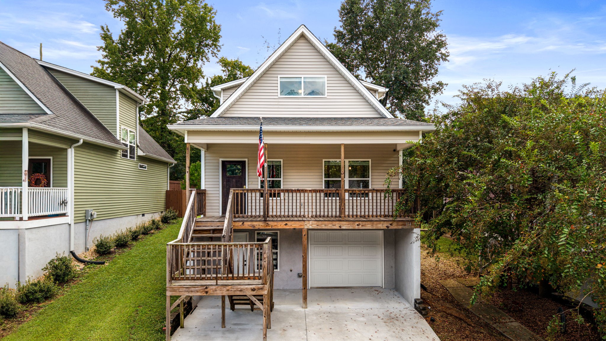 154 Neely Cir, NE