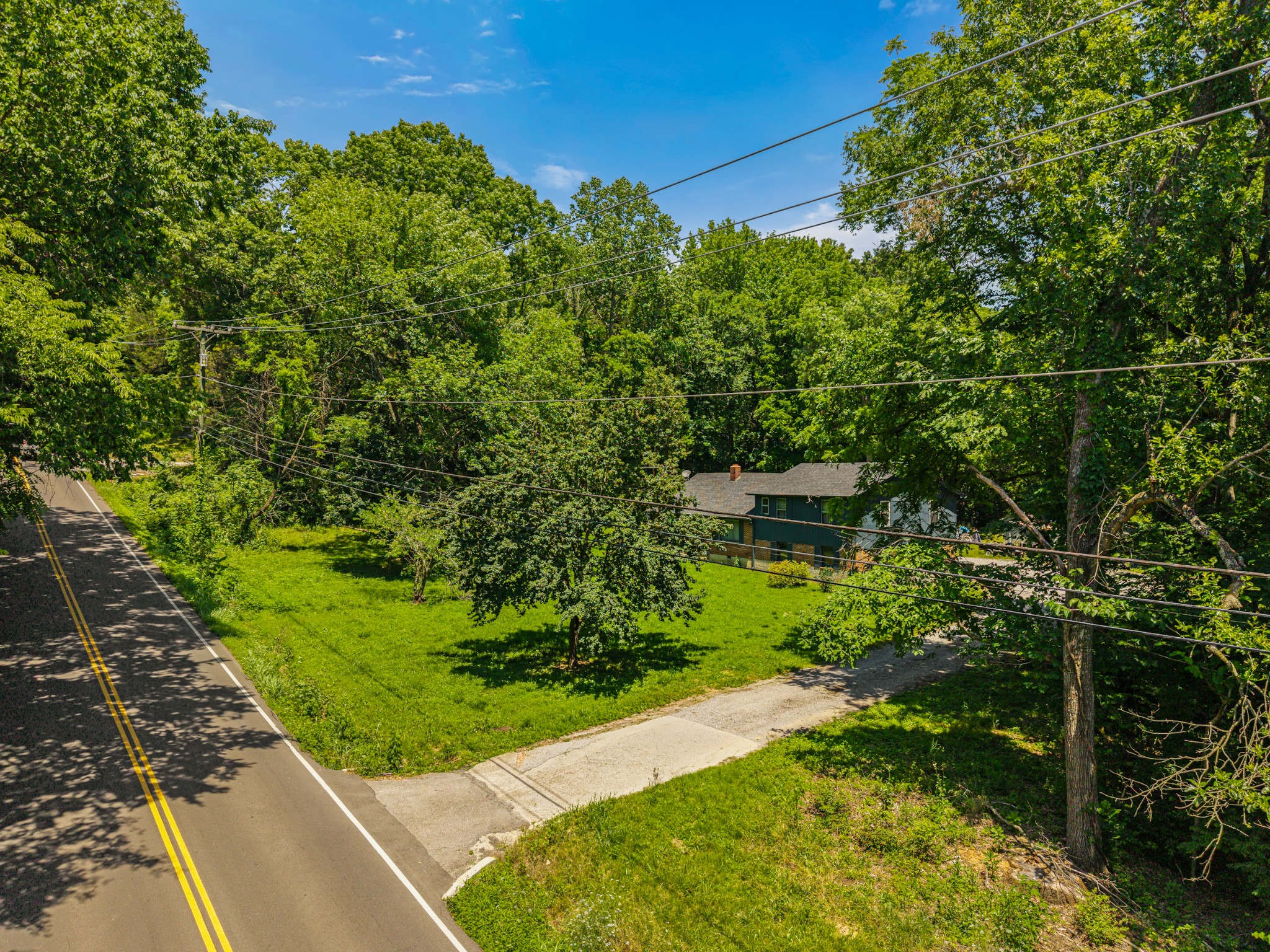 1083 Tulip Grove Rd