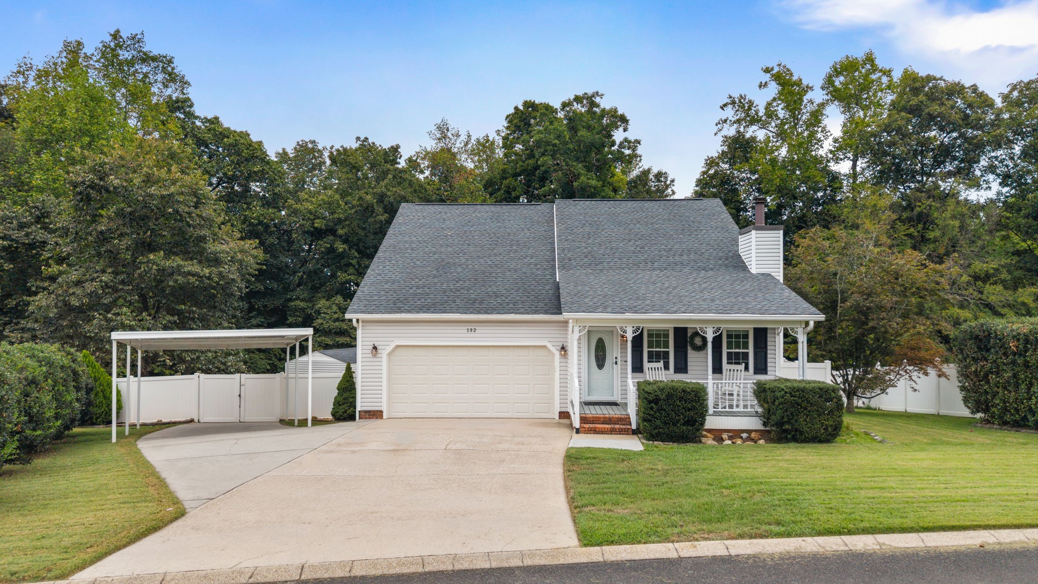 132 Alexanders Cir, NW