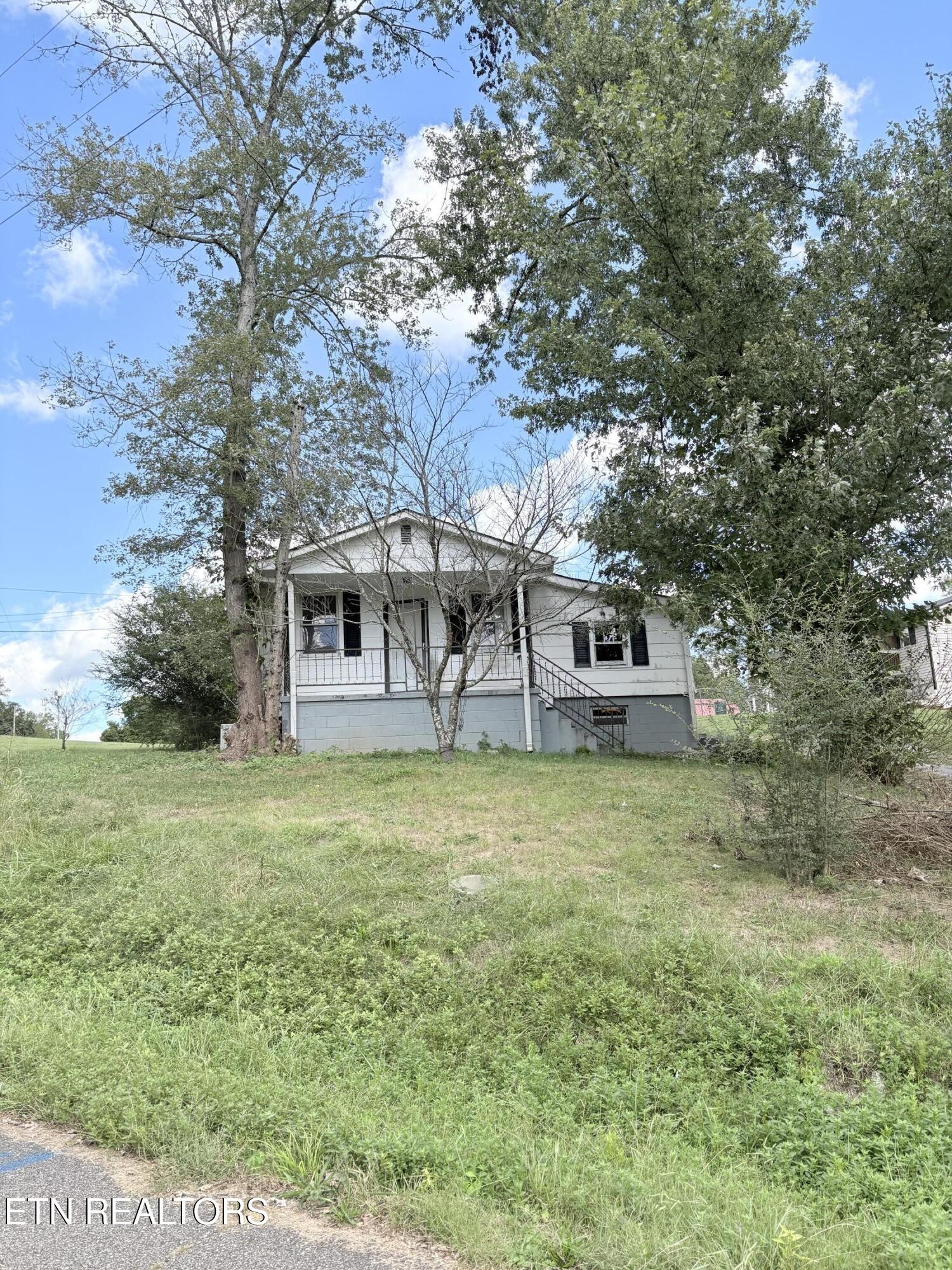 112 Zeni Lane