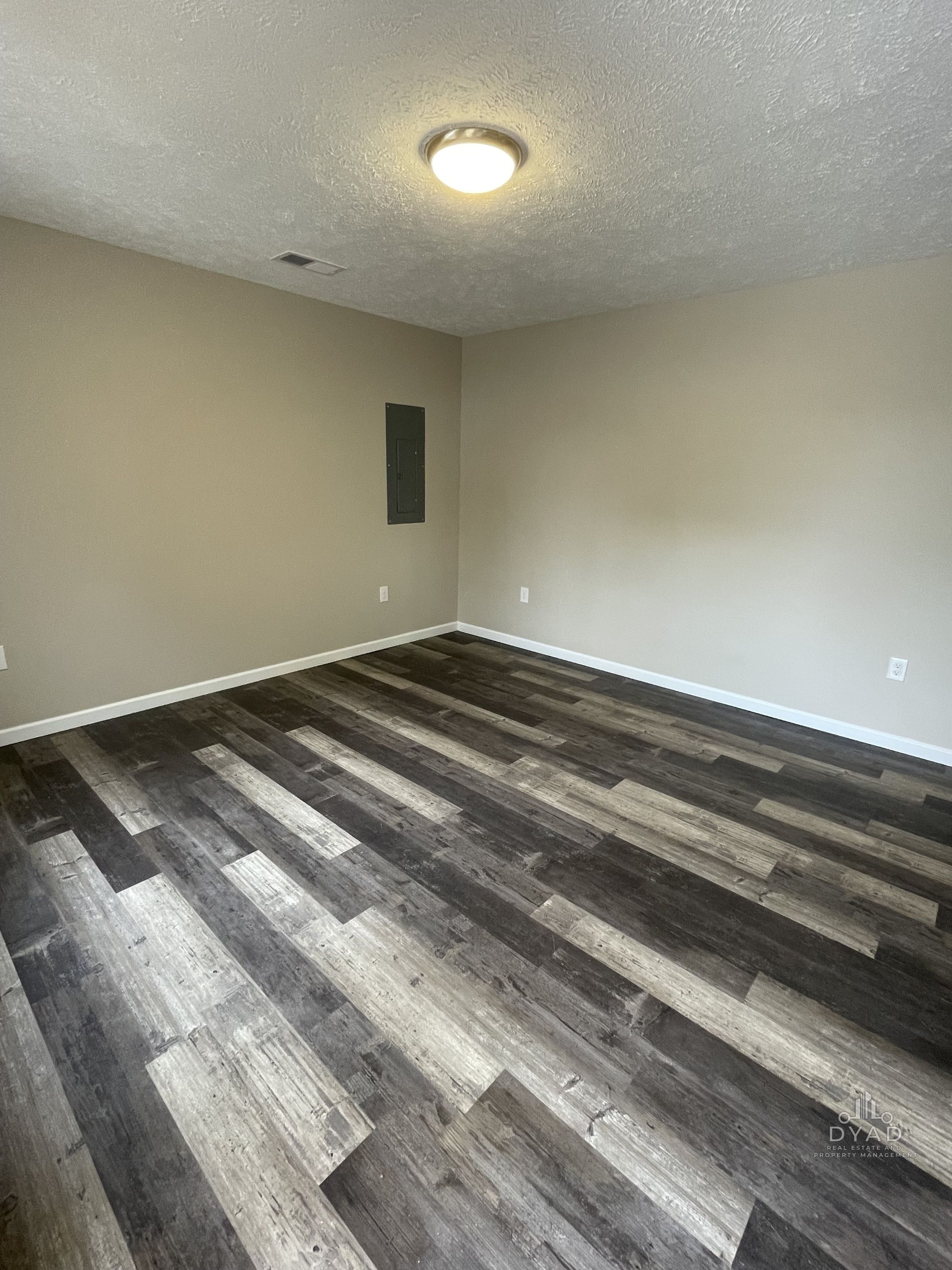 Rental photo 2